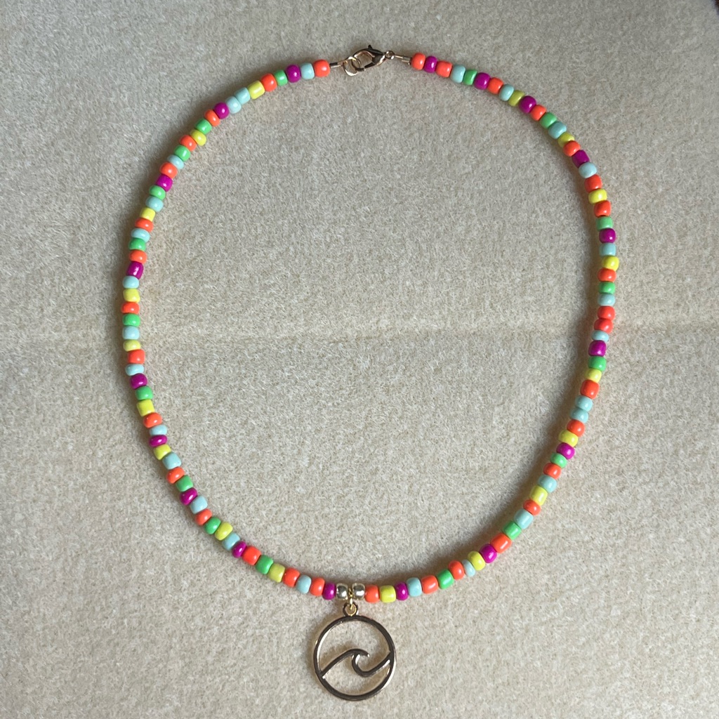 2 For 30 Mutlicolored Beaded Ocean Wave Charm Necklace 20$